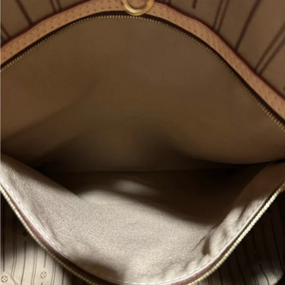 Louis Vuitton Delightful GM - Picture 15 of 16